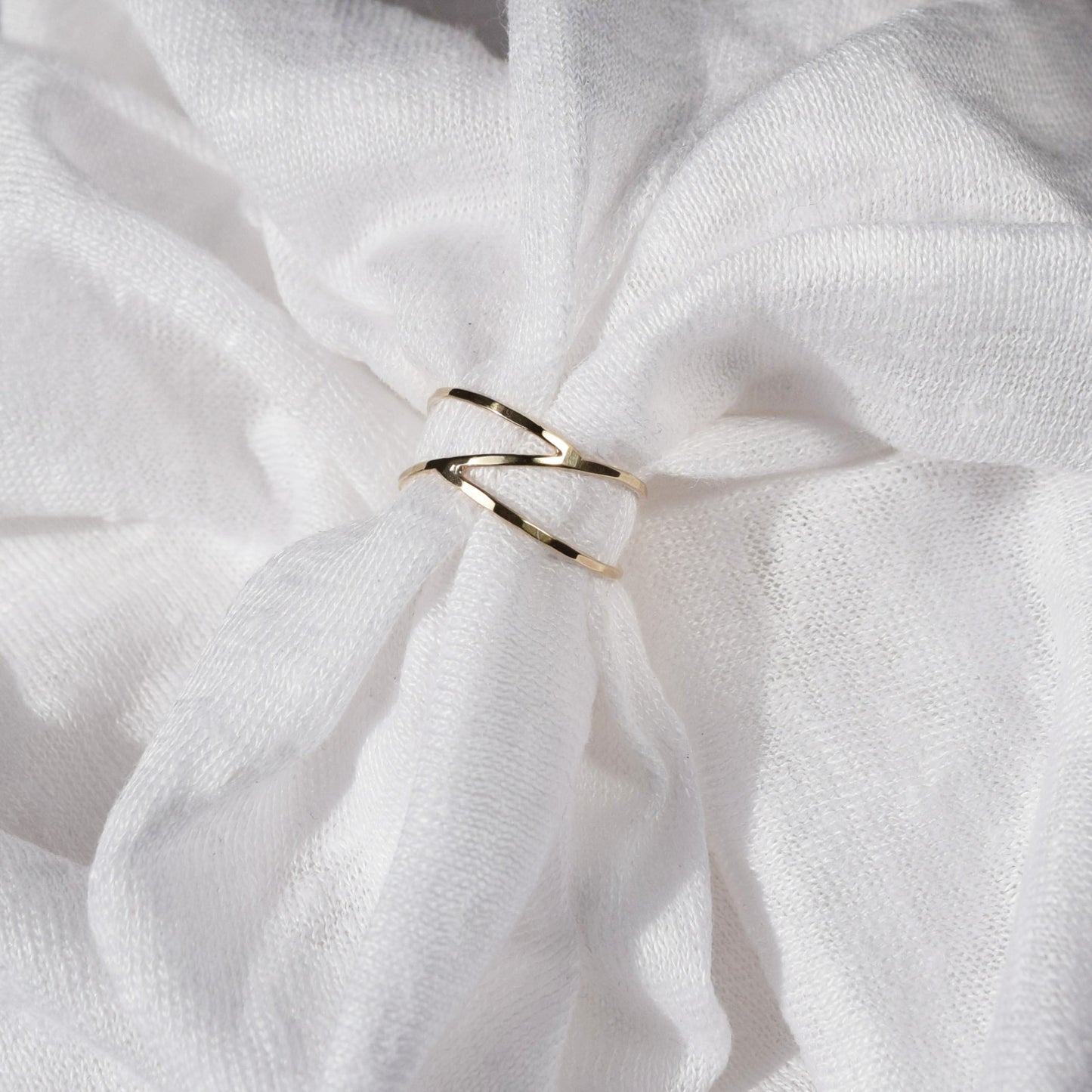 9ct gold wave ring