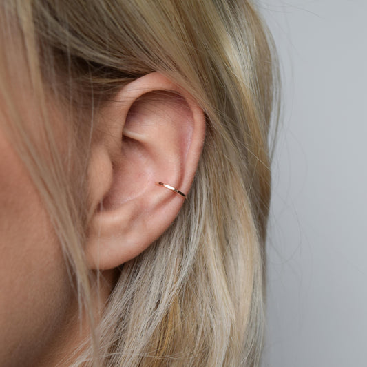Slim Gold Conch Cuff