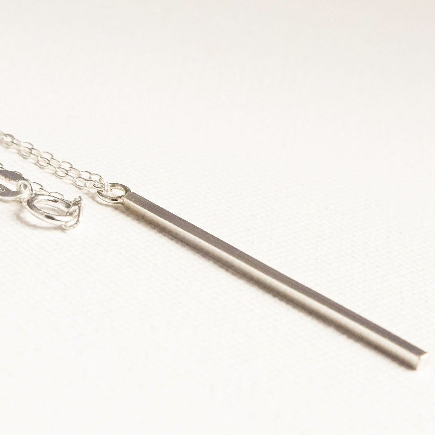 product image close up vertical bar necklace
