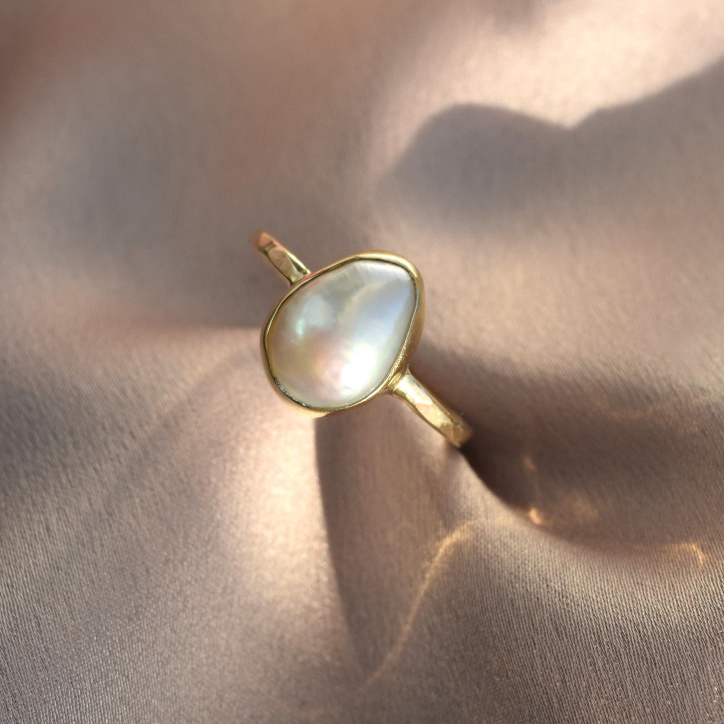 recycled 9ct gold pearl ring