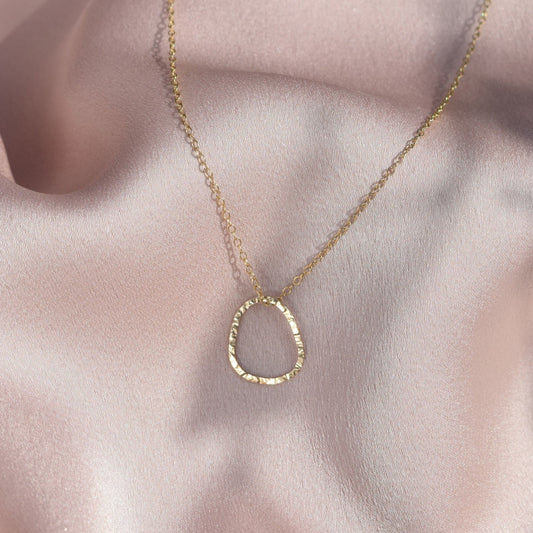 9ct gold Lola necklace