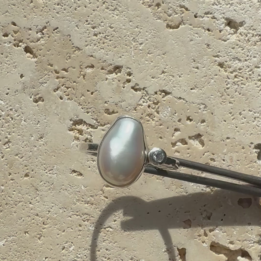 video of pearl and diamond ring