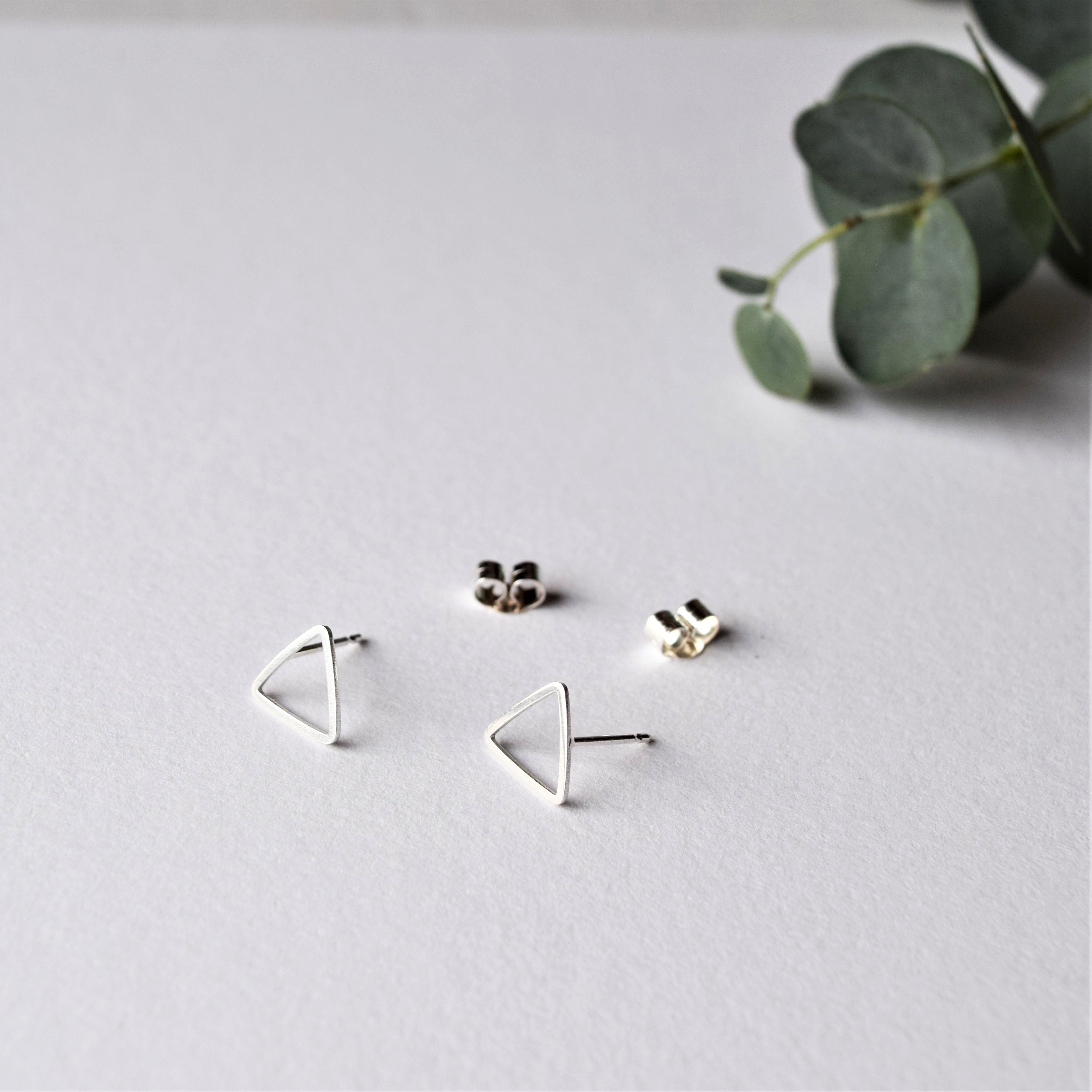 open triangles on white background